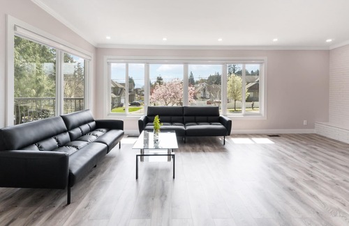 Mill Lake House | Welcome to H. S. Home