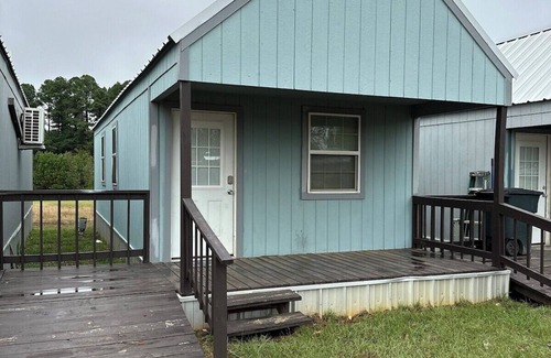 Harrison County House | Welcome to our quaint Wood Creek Cottage #3!