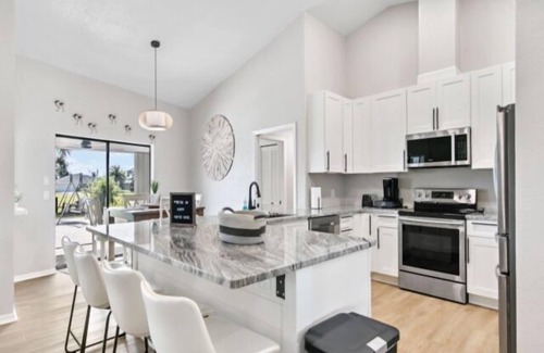 Pebble Beach House | Welcome to Waterside Villa – the ultimate destination for a truly luxurious and unforgettable vacation!