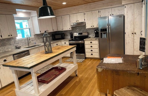 Wimberley House | Welcome to Your Idyllic Retreat at Creekside Farmhouse on Lone Man Creek