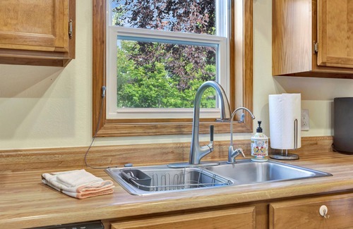 Farviews - Pattee Canyon House | Welcome to your Missoula getaway! A spacious stay near Downtown & the University