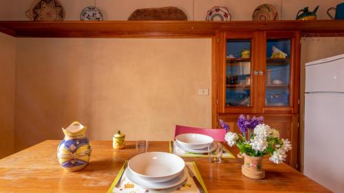 Bosa Historic Centre Apartment | Welcomely - Casa Portella