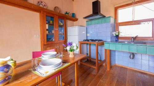 Bosa Historic Centre Apartment | Welcomely - Casa Portella