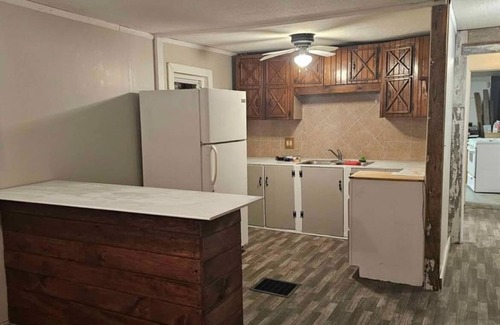 Town of Oswegatchie Apartment | Welcoming 2-bedroom first floor apartment located in charming Heuvelton.