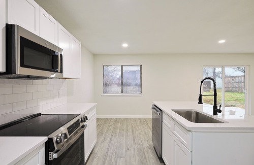 Forney House | Welcoming 4-bedroom house with AC in charming Forney