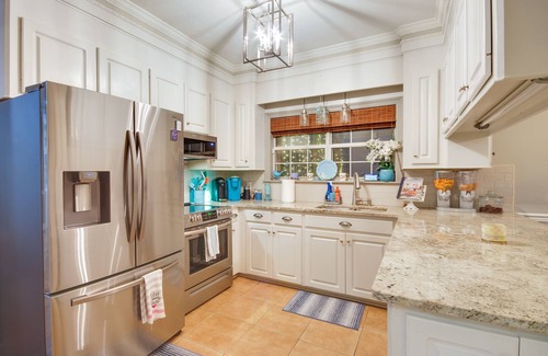 Tougaloo House | Welcoming Brandon Home w/Pool & Screened-In Deck