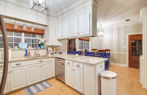 Tougaloo House | Welcoming Brandon Home w/Pool & Screened-In Deck