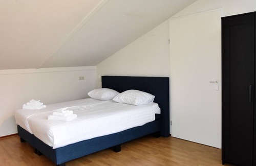 Zeewolde House | Welcoming holiday home in Zeewolde with garden