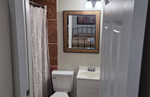 Carrollwood Apartment | Welcoming studio with AC in sunny Tampa