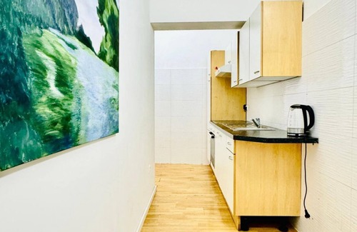 Hernals Apartment | Well-Located Cozy Room Near Rathausplatz