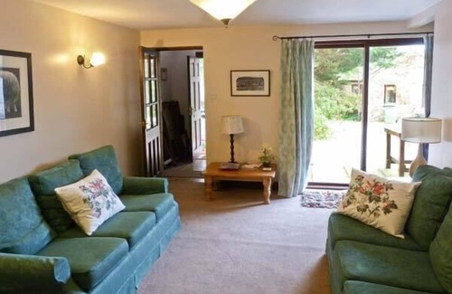 Penrith Cottage | WELLGARTH COTTAGE, family friendly, with a garden in Newby