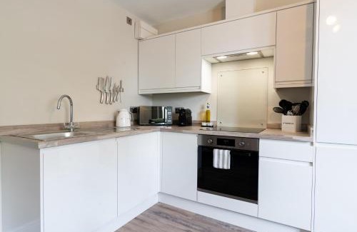 Bristol Apartment | Wellington Place I Your Apartment