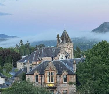 Pitlochry House | Wellwood Manor