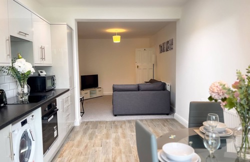 Wembley Park Apartment | Wembley Stadium, Modern&Cozy Apartment with Garden
