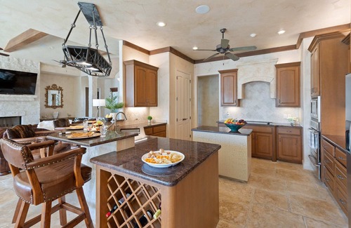 Horseshoe Bay West House | Wennmoh Retreat | Conceirge Services