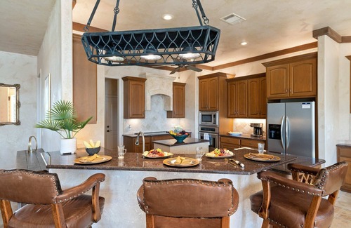 Horseshoe Bay West House | Wennmoh Retreat | Conceirge Services