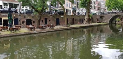 Utrecht City Center Apartment | Werfkelder aan de Oudegracht