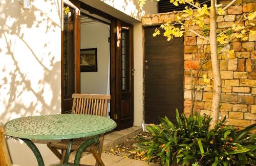 Green Point Apartment | Wessels House Studio