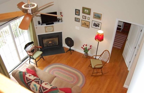 West Annapolis Condo | West Annapolis Condo! Ideal location - Close to downtown Annapolis and commuter routes