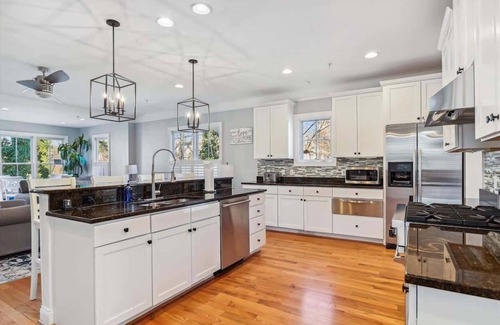 West Annapolis House | West Annapolis Cottage