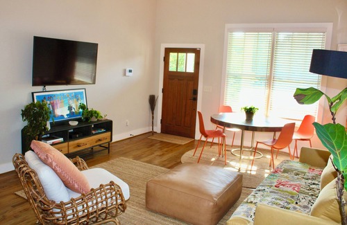 West End House | West Atlanta Modern Rental