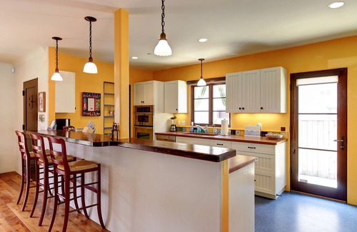 West Beach Villa | West Beach Villa 5 - Spanish style in heart of everything, beach, harbor, Funk Zone