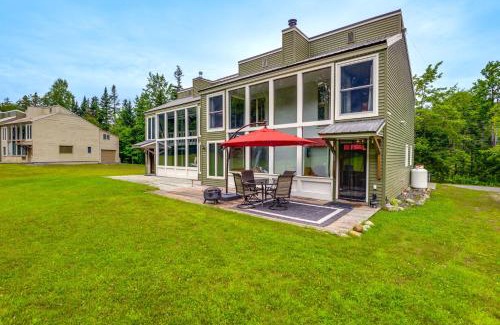 West Dover House | West Dover Townhome Hot Tub, 2 Mi to Mount Snow!