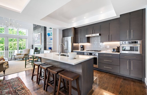 Provincetown House | West End home comfortably sleeping 6 guests,