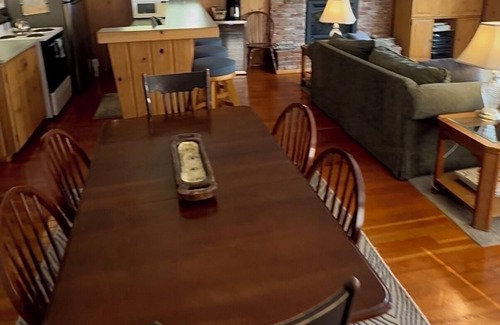 Newport Cabin | West End Sacheen Beauty! On The Water, Outstanding Views, Amazing Deck And Lawn