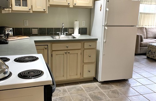 Carrabassett Valley House | West Mountain Trailside - ski in/ski out breakaway apartment.