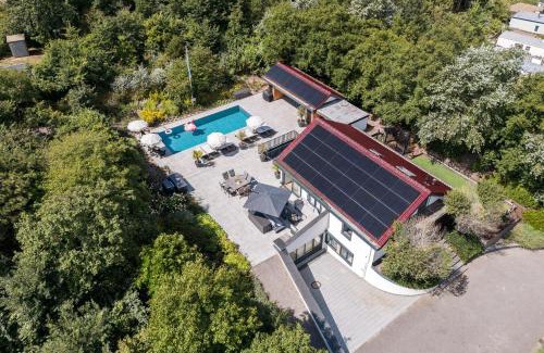 Ouddorp House | West Nieuwlandseweg 25A - Ouddorp - Poolvilla Zilt & Zoet