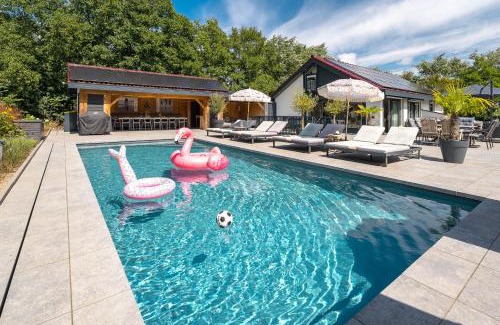 Ouddorp House | West Nieuwlandseweg 25A - Ouddorp - Poolvilla Zilt & Zoet