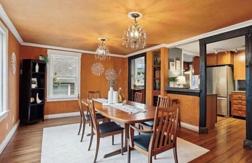 Arbor Heights House | West Seattle Home with garden and patio