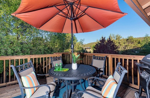 West Sedona House | West Sedona Remodeled Retreat with Turntable & Vinyl - Close to Trails, Shopping