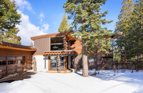 Tahoma House | West Shore - West Shore Hideaway