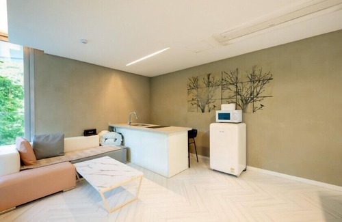 Sanyang-eup House | west side