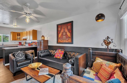 West University House | West University Bungalow with Private Studio!