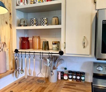 West Valley City House | West Valley home by USANA and Airport