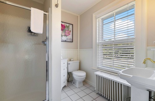Westbrook Center Bed & Breakfast | Westbrook Inn B&B