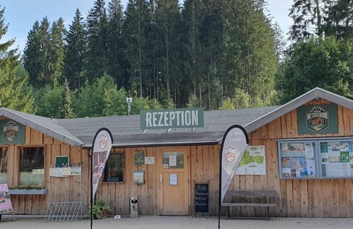 Ilmenau Apartment | Western Bungalow 251A weekly package 14 nights - Naturcamp Meyersgrund -