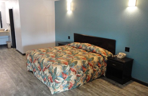 South Pensacola Hotel | Western Inn