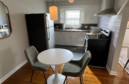 Richmond Apartment | Westfield Gold