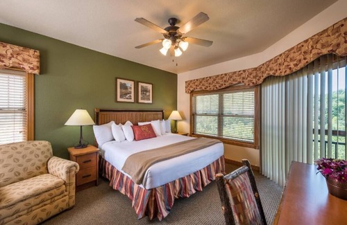 Branson Resort | Westgate Branson Woods NYE 2Bedroom Villa.