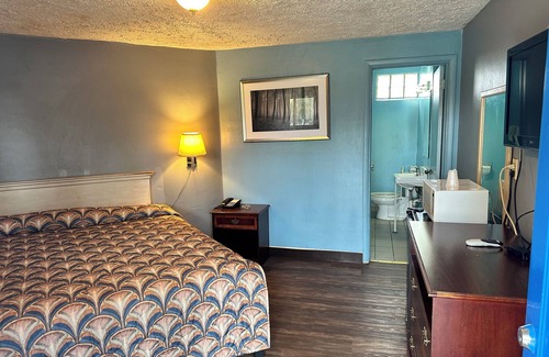 Austintown Hotel | Westgate Manor Motel Austintown-Younstown, Ohio
