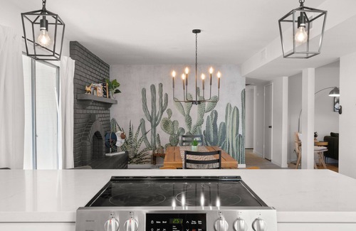 Horizons On Camelback House | Westgate Wonder! With Pool, Putting Green, newly remodeled!