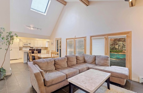 Remsenburg Cottage | Westhampton Cottage