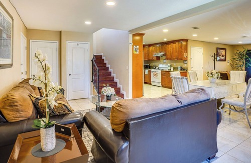 Westminster Apartment | Westminster Apartment Near Beaches & Theme Parks!
