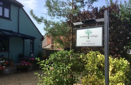 Broadstone Bed & Breakfast | Weston Cottage