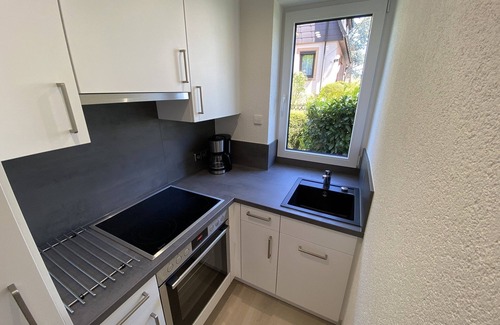 Hofherrnweiler Apartment | Westside Apartment Aalen - modern, quiet location, 1 separate bedroom, terrace