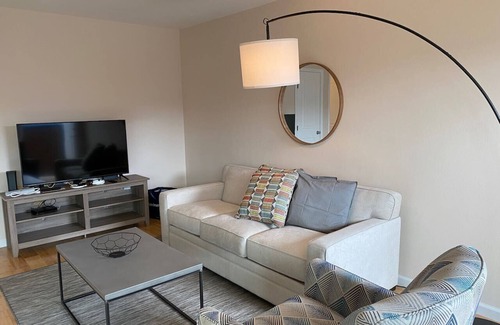 Culver - West Apartment | Westside turnkey 1 bd apt #3